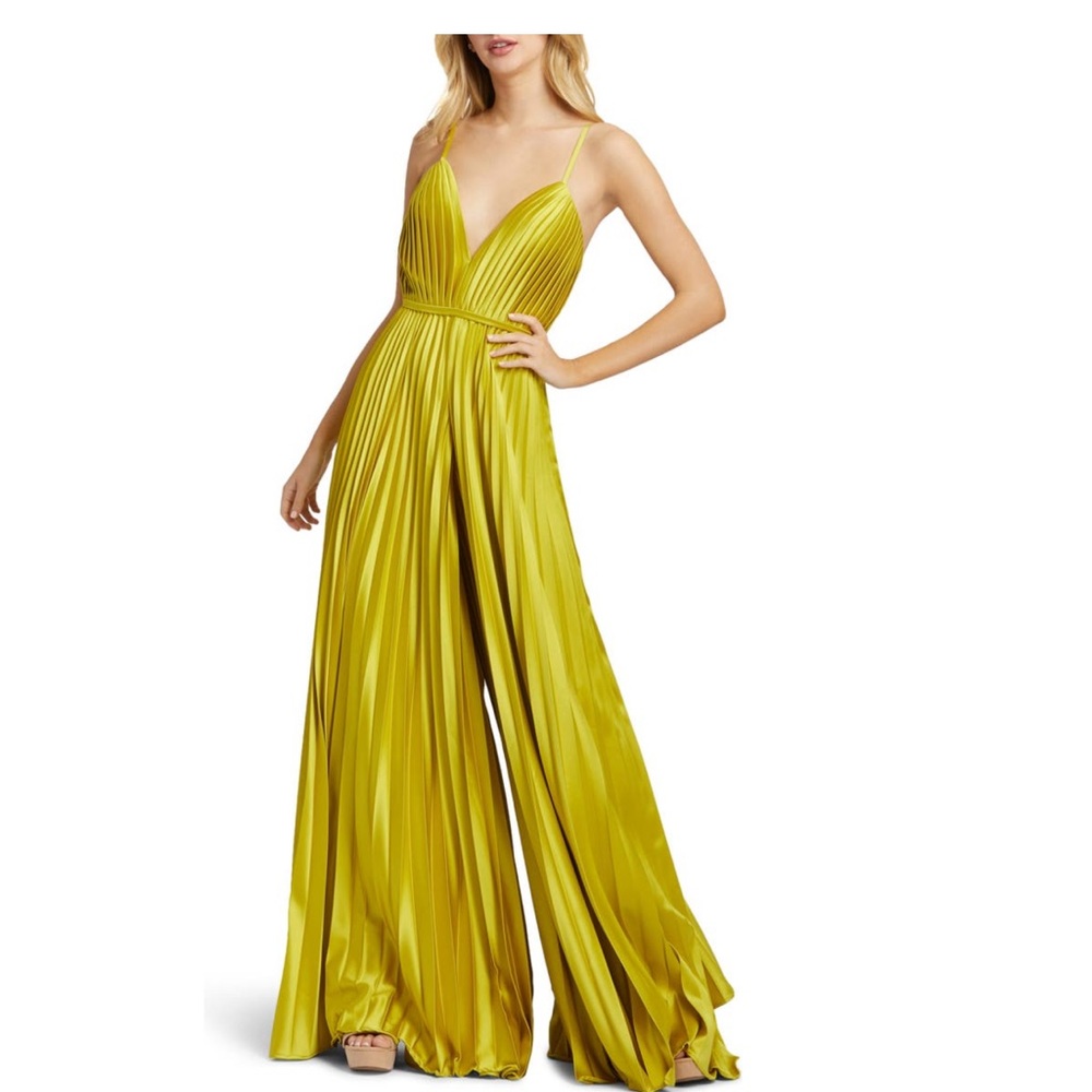 MAC DUGGAL “Leena” In Chartreuse